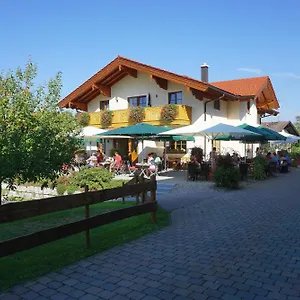 Cafe Wastelbauerhof - Urlaub Auf Dem Bauernhof Vakantieboerderij Bernau am Chiemsee